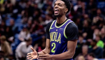 九游游戏平台-场均9.5分3.7板！鹈鹕客战灰熊 赫伯特·琼斯连续缺席8场后复出